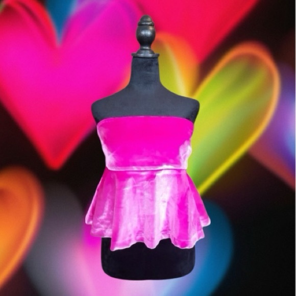 Nasty Gal Tops - Nasty Gal NWT Hot Pink Premium Velvet Tailored Strapless Peplum Top Size 6
